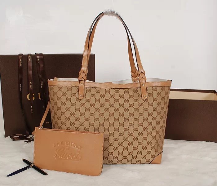 Buy First Copy Louis Vuitton Ladies Bags Online in India